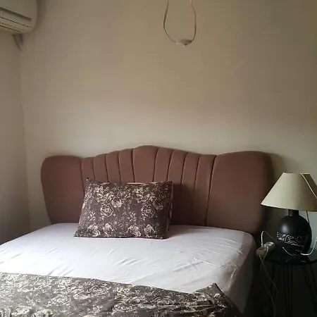Private And Flats Bed & Breakfast *