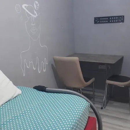 Private And Flats Bed & Breakfast